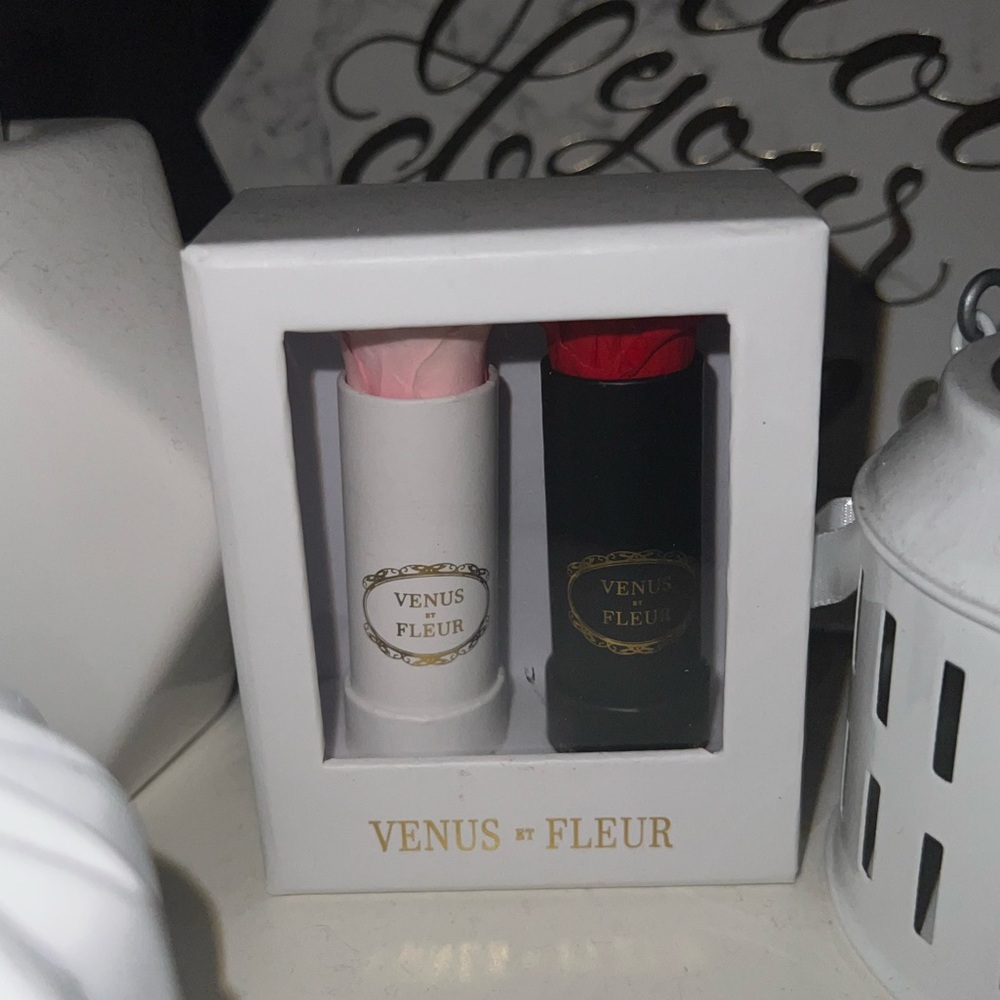 Venus Et Fleur
